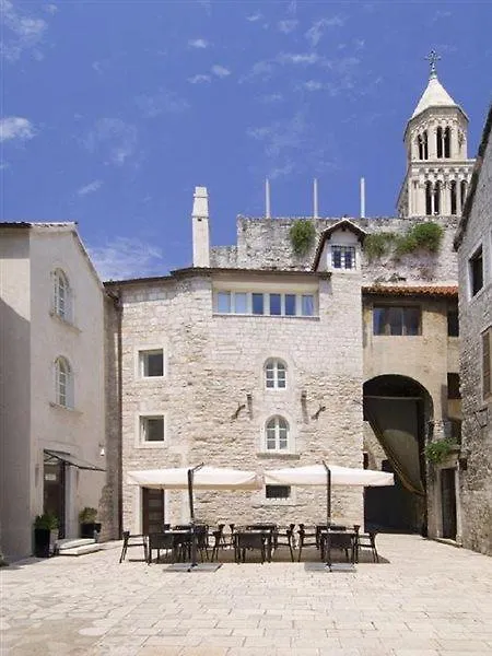 Hotel Vestibul Palace & Villa - Small Luxury Hotels Of The World Split 4*,