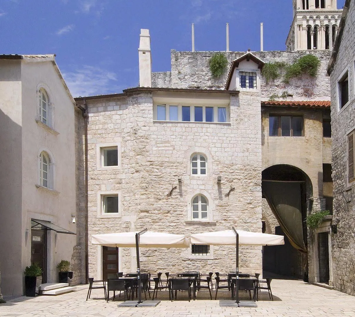 Hotel Vestibul Palace & Villa - Small Luxury Hotels Of The World Split